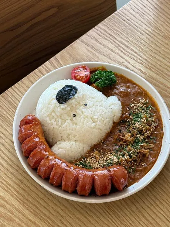 소코아 홍대점 | 눈으로 먼저 즐기는 홍대 카레