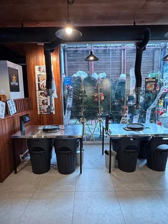 연막창 부평역점 매장 내부