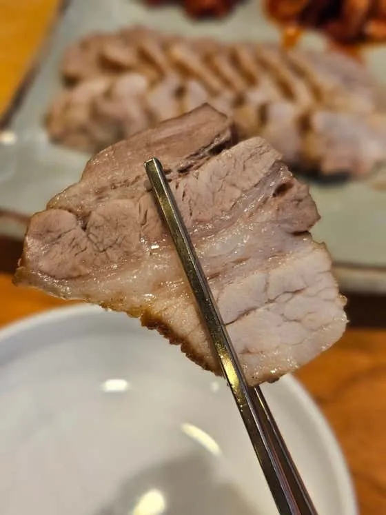 진밀옥 본점 수육 이미지