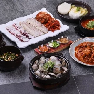 진밀옥 본점 진세트 한상 이미지