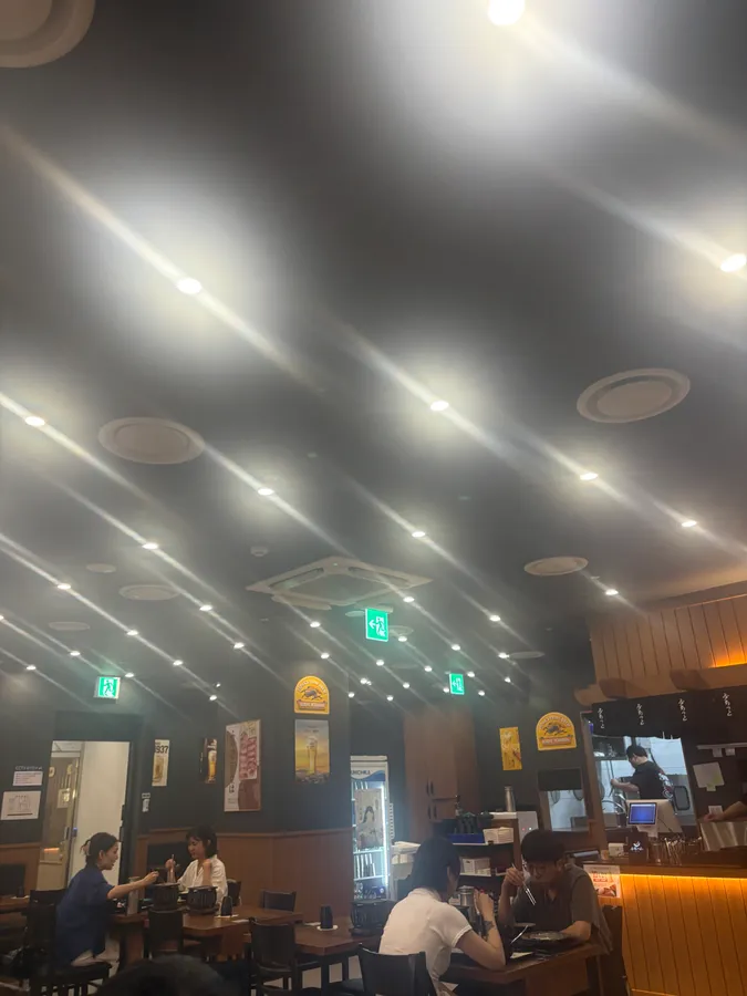 후라토식당 을지로점 매장 내부