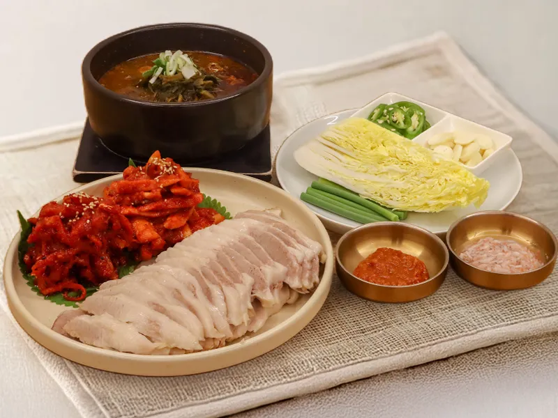 명태회 보쌈+서비스 해장국