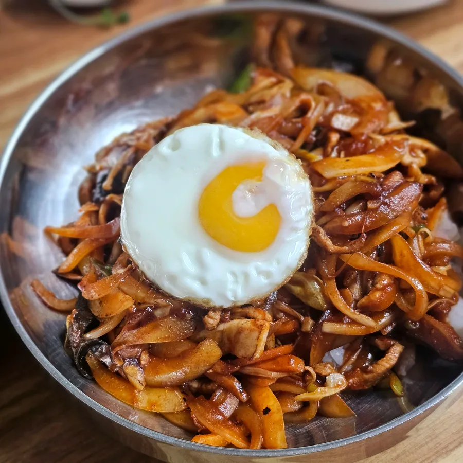 동산반점 중화비빔밥 사진