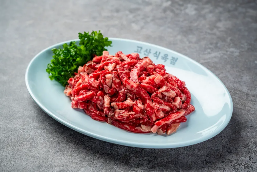한우1++ 육회 120g 공식 메뉴 사진