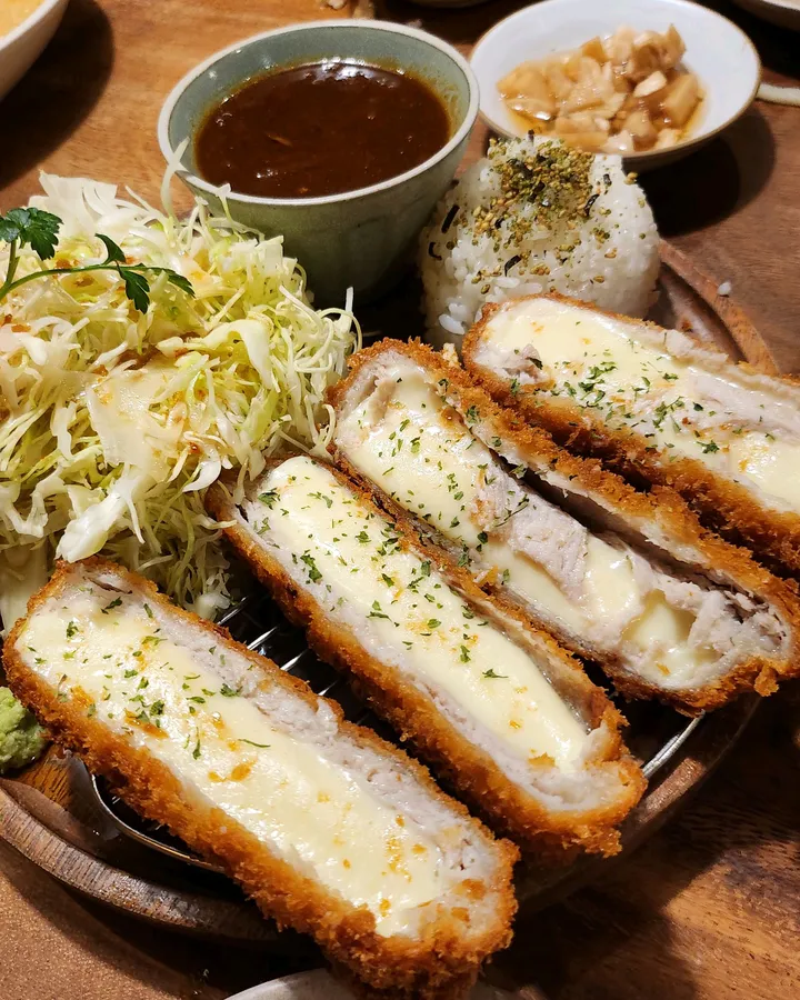 치즈가스로 분류된 음식 사진