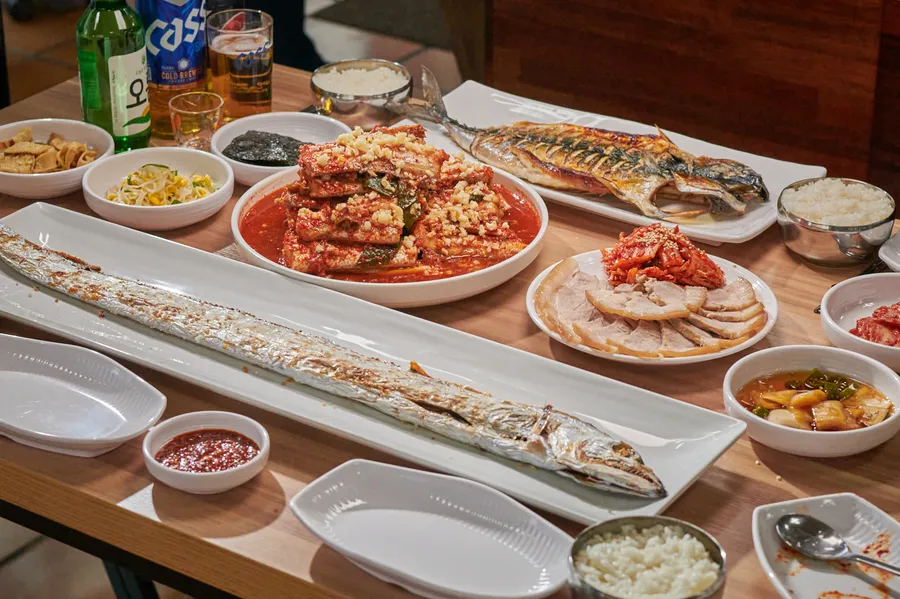 조림과 통갈치구이 동시 주문 수육 소 100원 메뉴 이미지