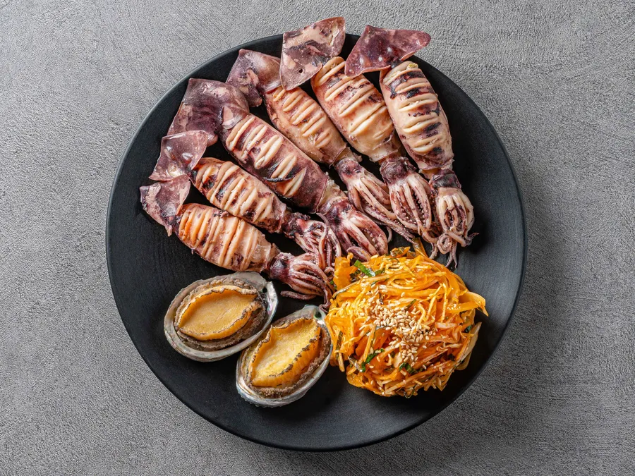 통오징어찜+전복 메뉴 사진