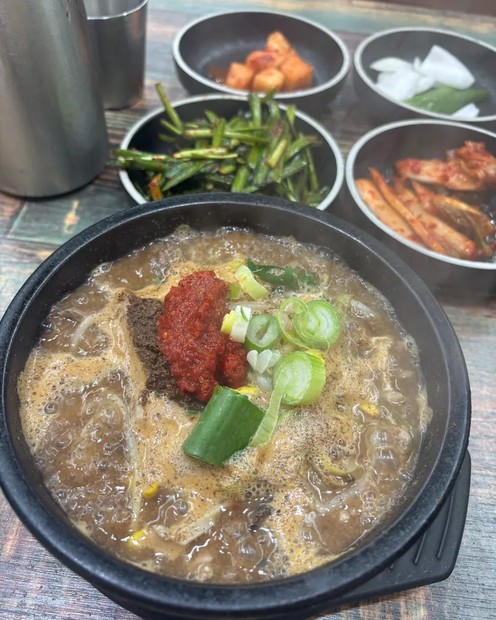 방문 고객이 남긴 식사 사진