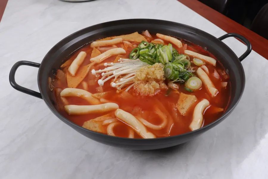 김치오뎅전골 메뉴 사진