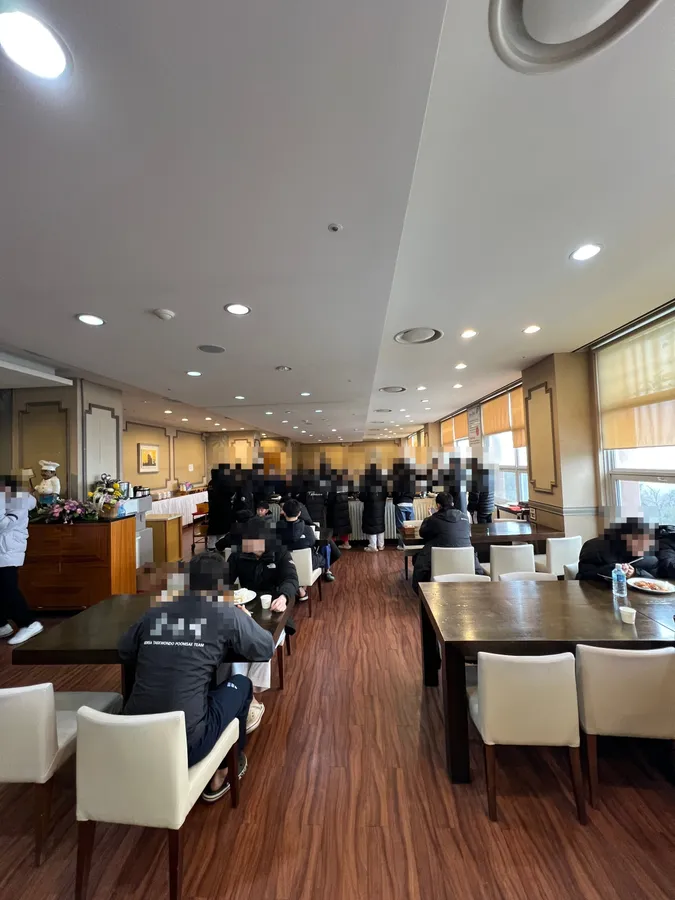 가야수 연탄구이 매장 내부 분위기