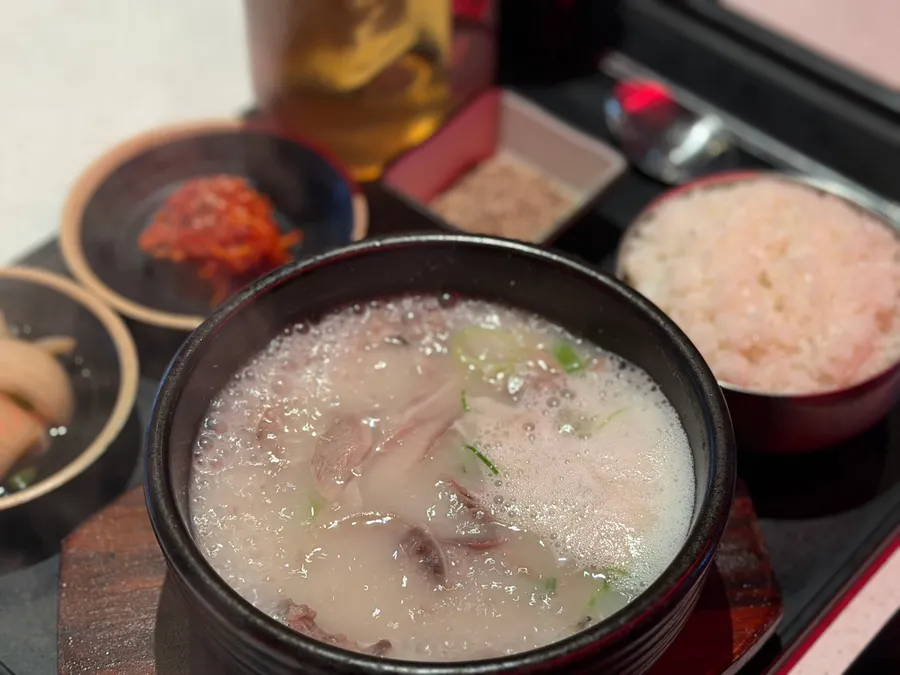돼지국밥(점심메뉴) 공식 메뉴 사진