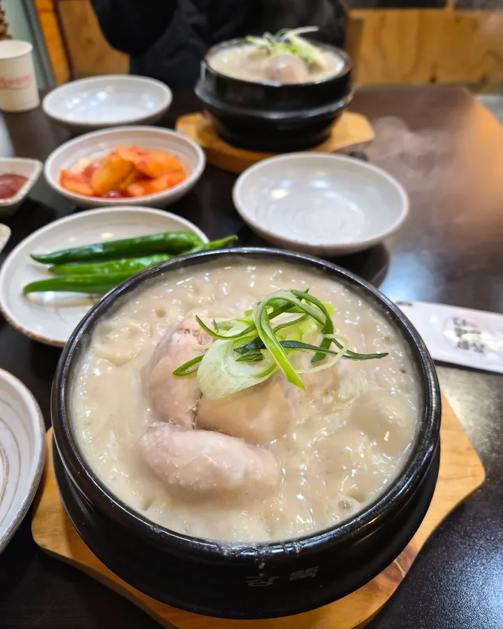 방문 고객이 남긴 음식 사진 1