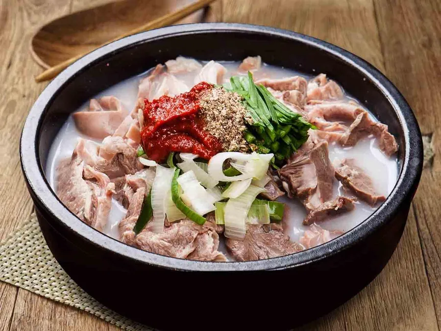 칼칼한 술국 메뉴 이미지
