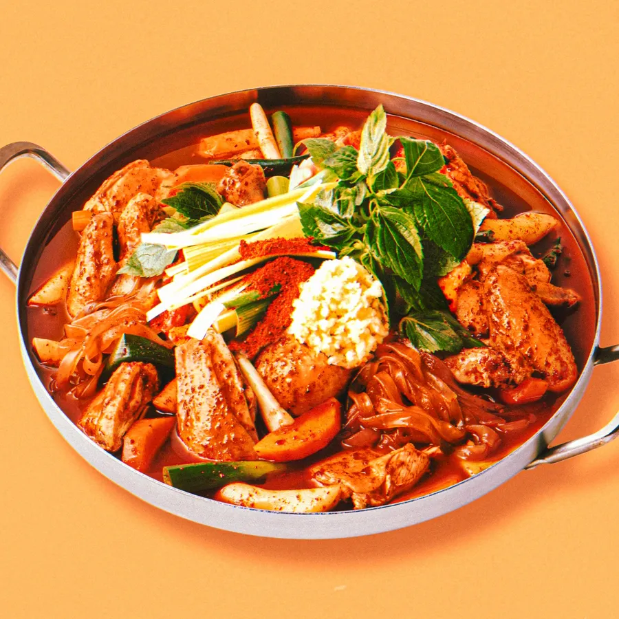 닭매운탕(중) 메뉴 사진