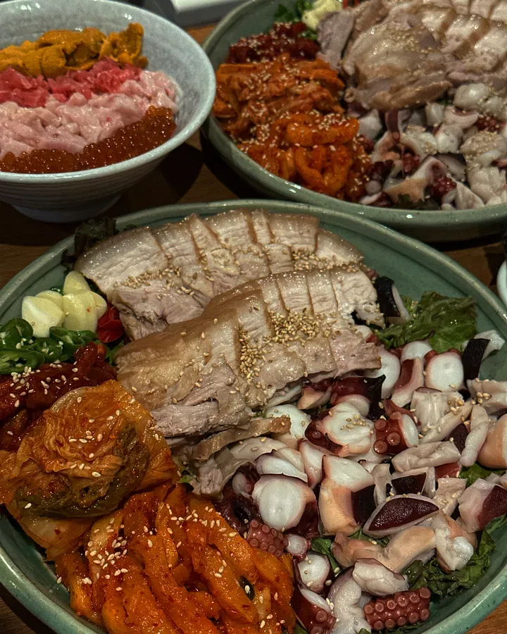 문어보쌈삼합(국내산오겹살)