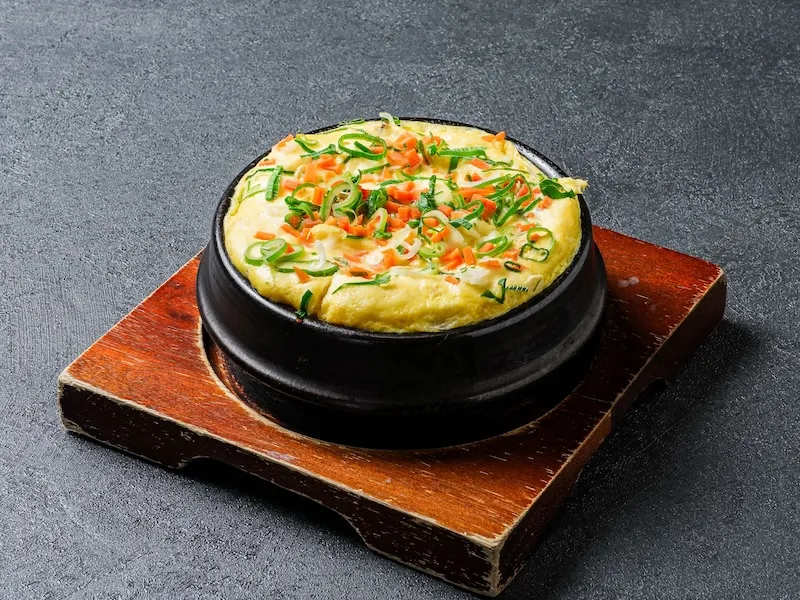 한입마다 폭신한 수플레 계란찜 공식 메뉴 사진