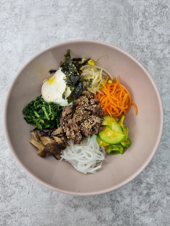 윤식당 소불고기비빔밥 메뉴 사진